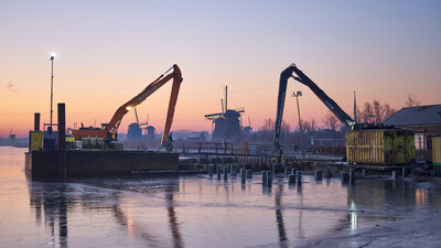 Grond-, weg en waterbouw