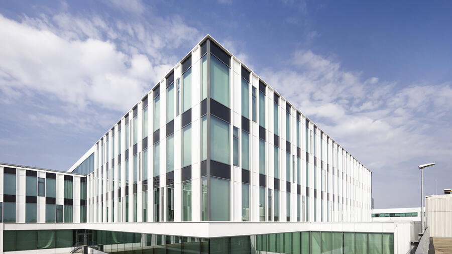 Computerchipfabrikant ASML breidt Campus Veldhoven uit | Velox